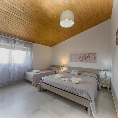 Casa Lucia 2 Ольбія