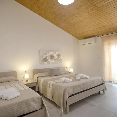 Casa Lucia 2 Гостьовий будинок 3*