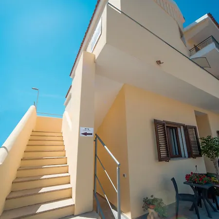 Гостьовий будинок Casa Lucia 2